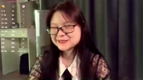 Snapshot of sotastarcaug chatting on 11/29/25, 11:52 lily online show from 11/29/25, 11:52