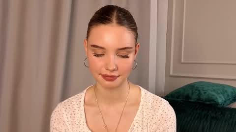 sylene online show from 11/27/25, 03:36