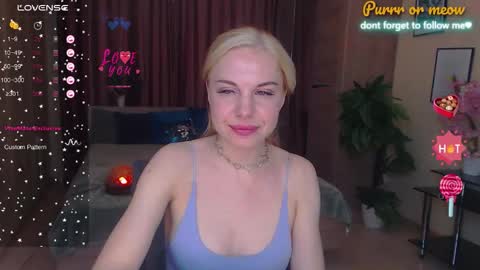Snapshot of soul_liza chatting on 10/04/25, 01:36 Lisa online show from 10/04/25, 01:36