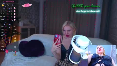 Lisa online show from 12/03/25, 07:16