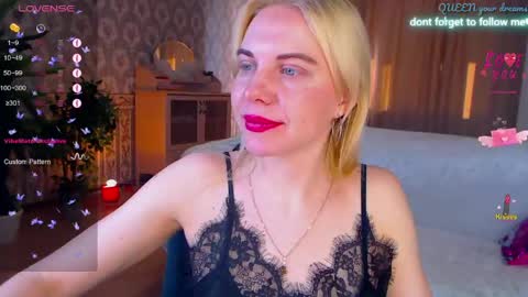 Lisa online show from 04/24/26, 02:03