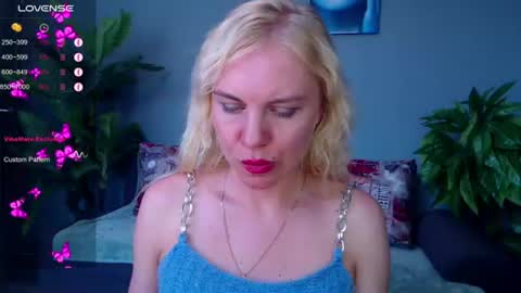 Snapshot of soul_liza chatting on 07/09/26, 06:06 Lisa online show from 07/09/26, 06:06