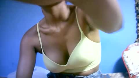 sourayaa online show from 03/17/26, 08:01