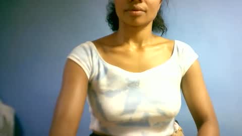 sourayaa online show from 04/18/26, 06:56