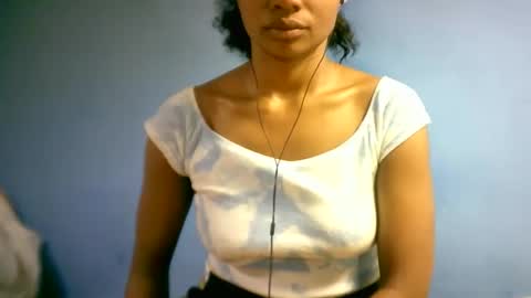 sourayaa online show from 04/18/26, 07:58