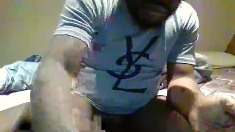 Snapshot of source1012 chatting on 02/06/25, 05:40 source1012 online show from 02/06/25, 05:40