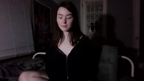 Snapshot of soursou chatting on 02/17/25, 03:04 sours online show from 02/17/25, 03:04