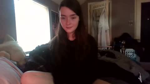 Snapshot of soursou chatting on 11/04/25, 04:17 sours online show from 11/04/25, 04:17