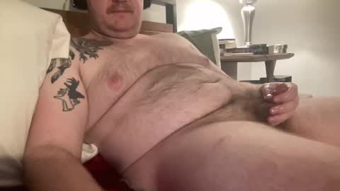 Snapshot of southern_bate_cub chatting on 01/22/25, 02:15 southern_bate_cub online show from 01/22/25, 02:15