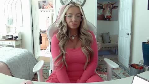 Your Barbii online show from 02/13/25, 05:44