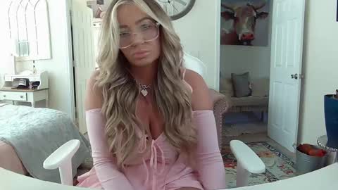 Your Barbii online show from 02/14/25, 03:58