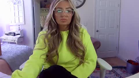 Your Barbii online show from 02/18/25, 09:53