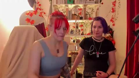 Leah online show from 11/12/25, 06:30