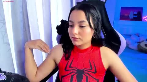 Snapshot of soy___lili chatting on 12/03/24, 09:01 Lili online show from 12/03/24, 09:01