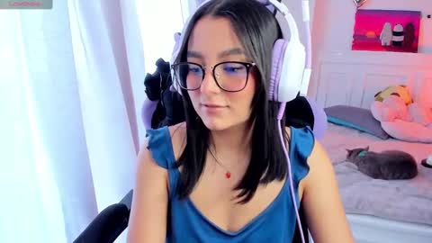 Snapshot of soy___lili chatting on 02/05/25, 08:14 Lili online show from 02/05/25, 08:14