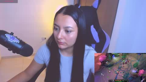 Lili online show from 04/20/26, 11:28