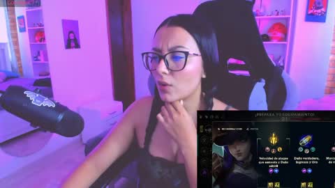 Snapshot of soy___lili chatting on 06/01/26, 04:31 Lili online show from 06/01/26, 04:31