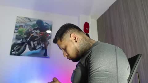 soy_apolo online show from 11/15/25, 03:19