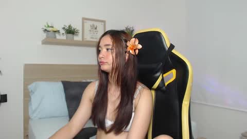 M A R I A N A online show from 01/30/25, 08:54