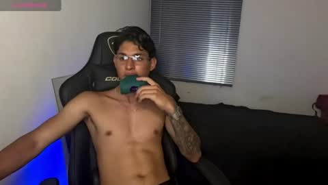 soy_samuel11 online show from 06/22/26, 01:40