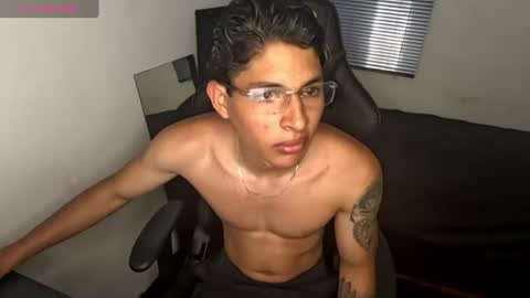 soy_samuel11 online show from 06/22/26, 04:26