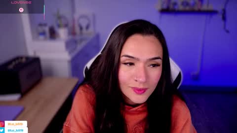 Luisa    online show from 09/20/25, 01:28