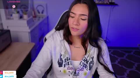 Luisa    online show from 11/22/25, 11:26