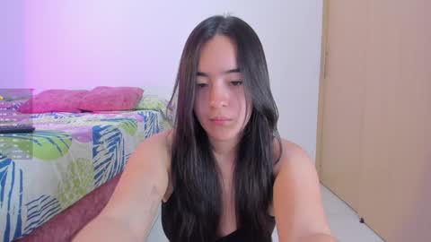 Snapshot of soyamandaa chatting on 01/30/25, 08:42 Instagram Soyamandaa 1 online show from 01/30/25, 08:42