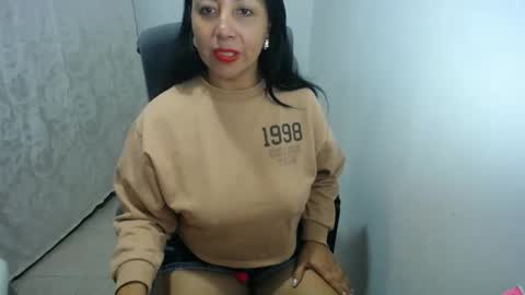 soy Elena online show from 04/22/26, 11:34