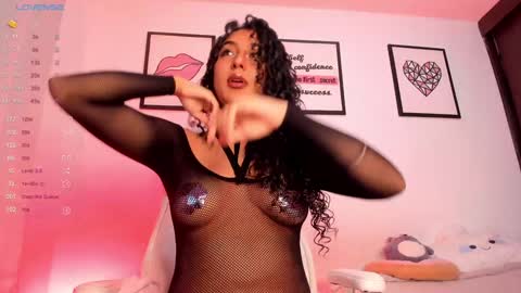 Snapshot of soyjuliana19 chatting on 01/14/25, 11:48 Juliana online show from 01/14/25, 11:48