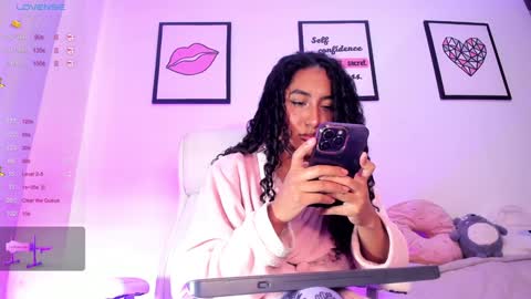 Snapshot of soyjuliana19 chatting on 02/06/25, 06:13 Juliana online show from 02/06/25, 06:13