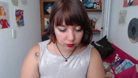 Nana Bela  online show from 10/06/25, 09:56