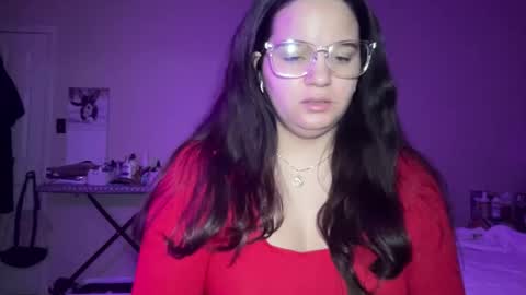 Soyoceanne online show from 12/22/25, 06:16