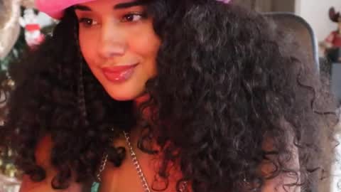 You want to talk to me more personal follow me in My Channel VIP  50 the discount       online show from 12/26/24, 09:47