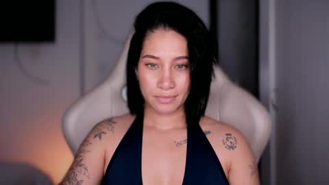 Snapshot of soytulu_ chatting on 05/04/26, 05:20 brisa s online show from 05/04/26, 05:20