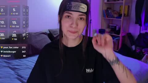 Snapshot of space_x_roxy chatting on 01/08/25, 10:06 Roxy online show from 01/08/25, 10:06