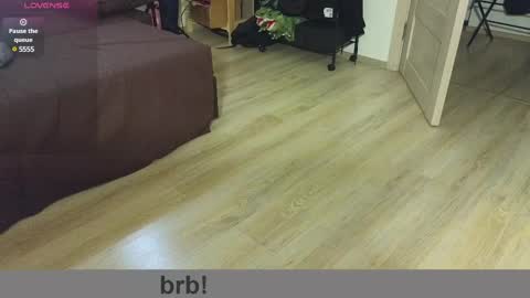 Snapshot of space_x_roxy chatting on 02/26/25, 04:56 Roxy online show from 02/26/25, 04:56