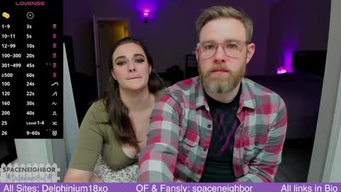 Snapshot of spaceneighbor chatting on 12/12/24, 04:26 Spaceneighbor online show from 12/12/24, 04:26