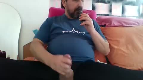 Snapshot of spada50 chatting on 01/10/25, 12:58 Mike online show from 01/10/25, 12:58