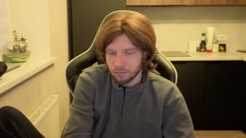 Mike online show from 05/11/26, 01:33