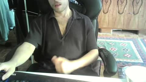 Snapshot of spammeback1 chatting on 05/24/26, 05:29 BrightSmileBigD online show from 05/24/26, 05:29