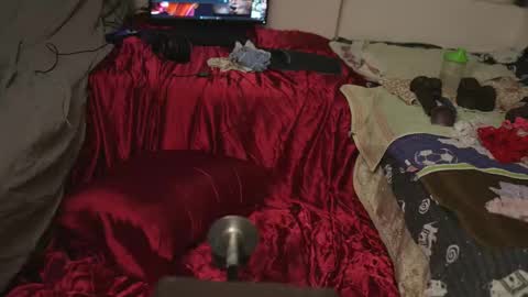 spandexfemboy online show from 12/20/25, 12:18