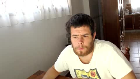 Snapshot of spanishboytenerife chatting on 01/03/25, 04:27 spanish online show from 01/03/25, 04:27