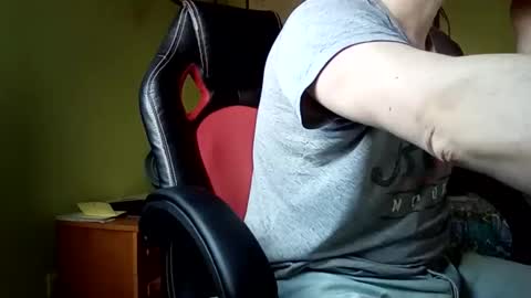 Manu  online show from 02/16/25, 04:42