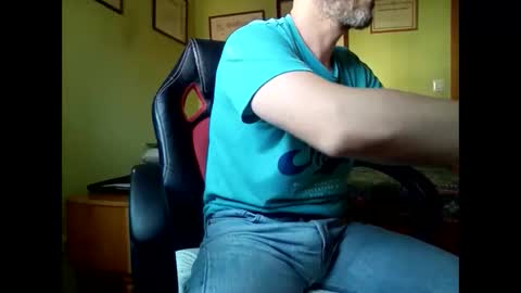 Snapshot of spanishharddick chatting on 05/21/26, 03:30 Manu online show from 05/21/26, 03:30