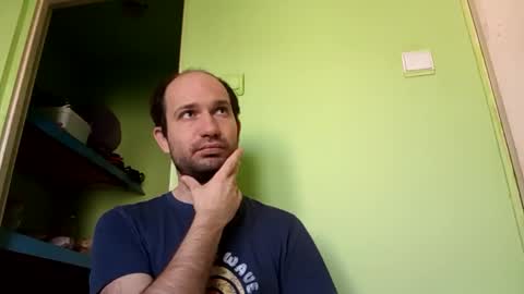 Snaiky online show from 02/12/26, 01:39