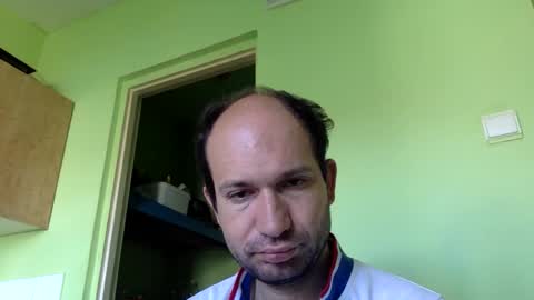 Snaiky online show from 05/14/26, 09:27