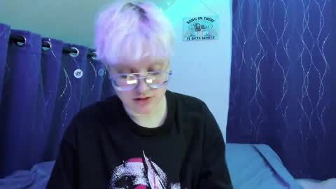 Atticus Pendragon online show from 11/17/25, 09:20