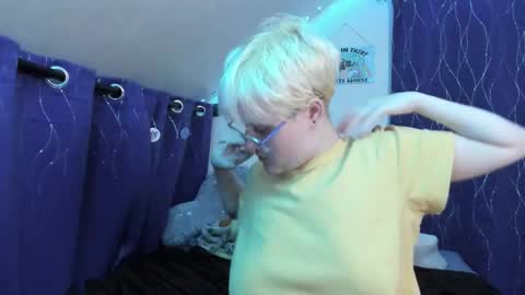 Atticus Pendragon online show from 11/30/25, 10:58