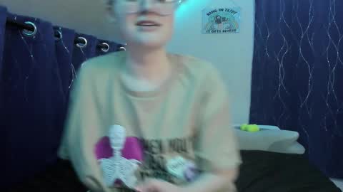 Atticus Pendragon online show from 12/01/25, 09:20